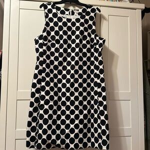 GAP XL sleeveless white with black dots dress